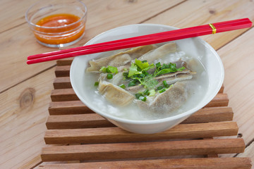 Pork stomach sliced soup with porridge