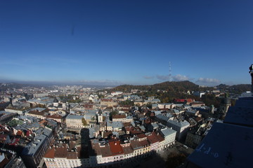 Obraz premium Blick über Lviv Luftaufnahme vom Rathaus