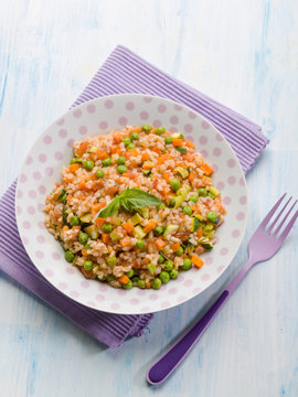 risotto with tomatoes and mixed vegetables