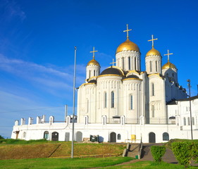 Fototapeta na wymiar Assumption cathedral at Vladimir in summer, Russia