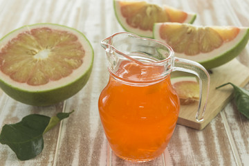 Fototapeta na wymiar grapefruit juice