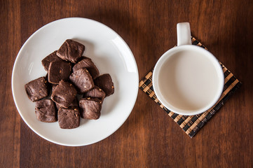 milk and cookie