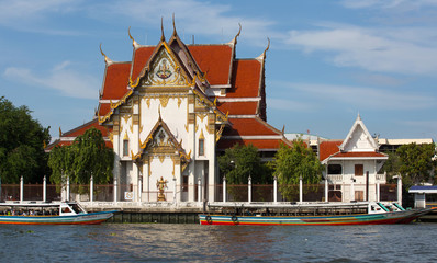 Bangkok,view from tourists boats on Chao Phraya river