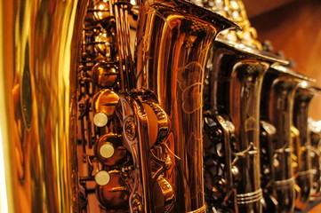 Saxophones in store 2