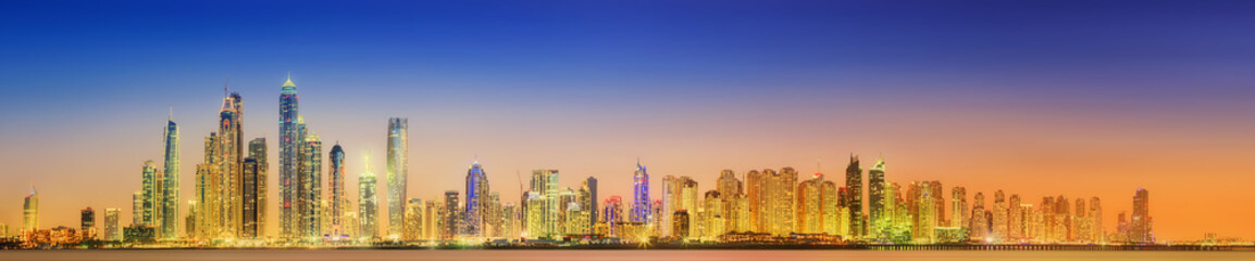 Fototapeta premium The beauty panorama of Dubai marina. UAE