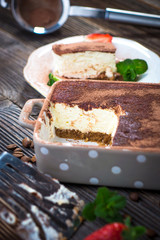 Tiramisu Cake