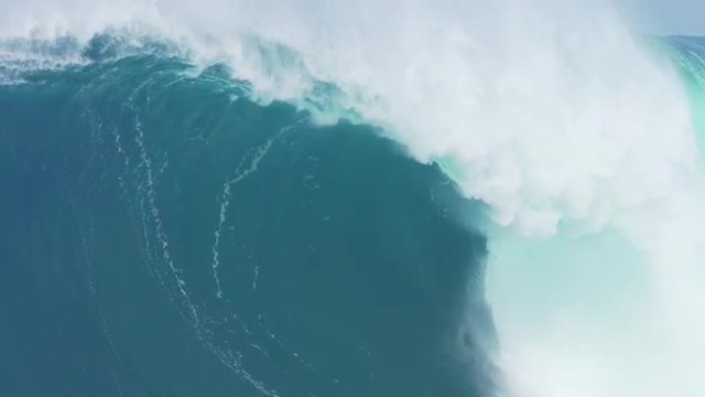 Giant Ocean Waves Breaking in Hawaii. Slow Motion HD. North Shore Surfing