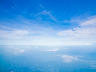 Naklejka premium white fluffy clouds