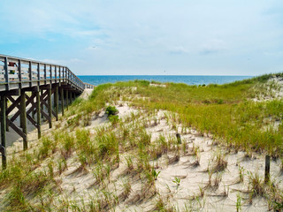 Fototapeta premium Boardwalk to the Sea