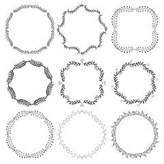 Set decorative frames.