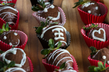 supper bowl chocolate covered strawberries