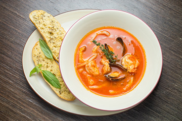 Fish soup with tomatoes and mussels