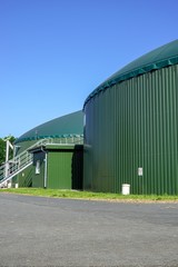Fototapeta na wymiar Biogasanlage - Bildausschnitt, Hochformat Aufnahme