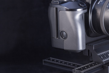 camera mounted on focusing rail, selective focus