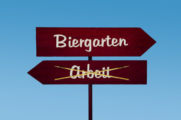 Schild 48 - Biergarten