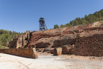 Paisaje de la cuenca minera de río tinto en la provincia de Huelva, Andalucía