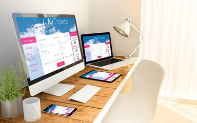Naklejka premium responsive ticket flights website on devices