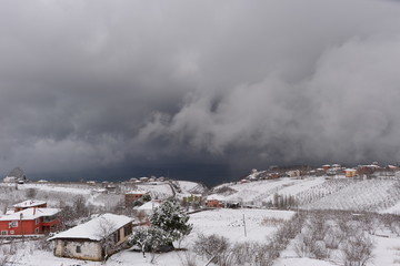 Schneesturm am Schwarzen Meer Trabzon