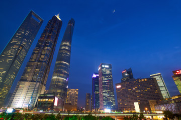 Fototapeta premium Shanghai Pudong urban skyscrapers at dusk, China