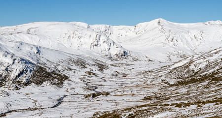 Valle, Río Tera y Peña Trevinca. Parque Natural del Lago de Sanabria y alrededores, Zamora.
