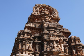 действующий храм Вирупакши в Хампи в штате Картанака  Индии