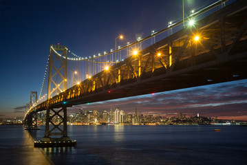 Fototapeta na wymiar bay bridge in sanfrancisco