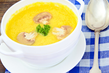 Puree Cream Soup of Zucchini with Mushrooms