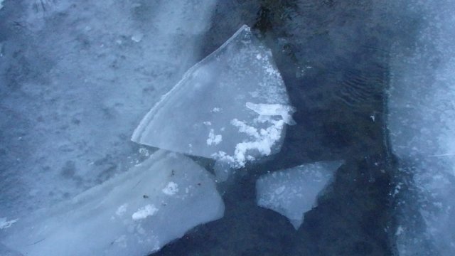 rivi&egrave;re en hiver
