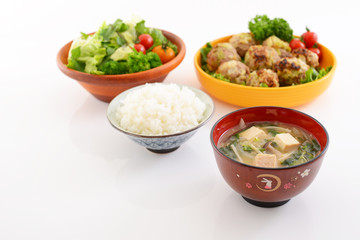 おいしそうな和風定食