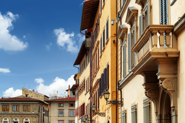 Fototapeta premium Facades of medieval houses on the Piazza Santa Croce. Florence