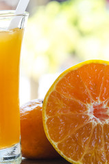 orange juice and orange