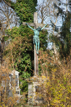 Grabkreuz auf dem Alten Südfriedhof | München