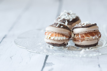Lamington Macaron