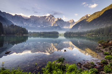 jezioro górskie w Alpach Julijskich,Laghi di Fusine © Mike Mareen