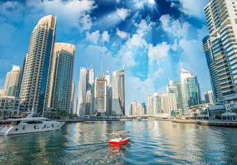 Buildings and skyline of Dubai Marina at dusk - obrazy, fototapety, plakaty