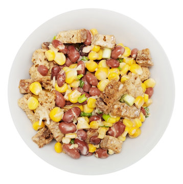 Salad of beans, maize and sippet