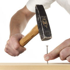 Hammer und Nagel