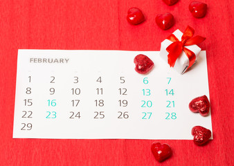 date of February 14 on the calendar, Valentine's Day red heart e