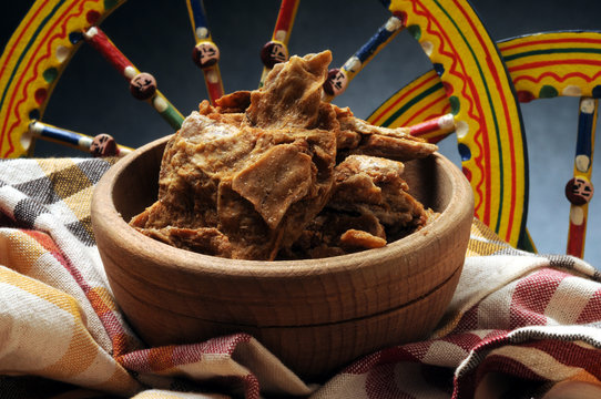 Frittula Cucina siciliana مطبخ صقلي Sizilianische K&uuml;che Сицилийская кухня 시칠리아 요리 Cuisine sicilienne Sicilian Ziringuri Frittola Ciccioli