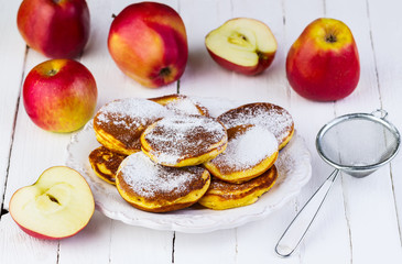 crêpes with apples