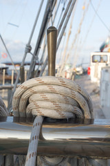 Obraz premium sailing vessel rope
