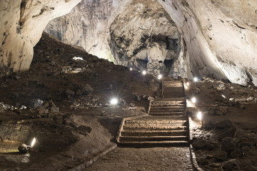 Magura Cave
