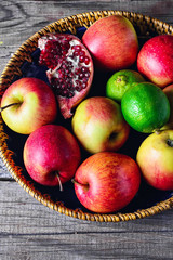 Delicious apples on platter