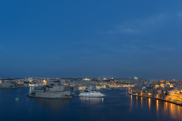 Fototapeta na wymiar view on Valletta Grand harbor in night time