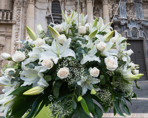 Wedding arrangement of flowers.
