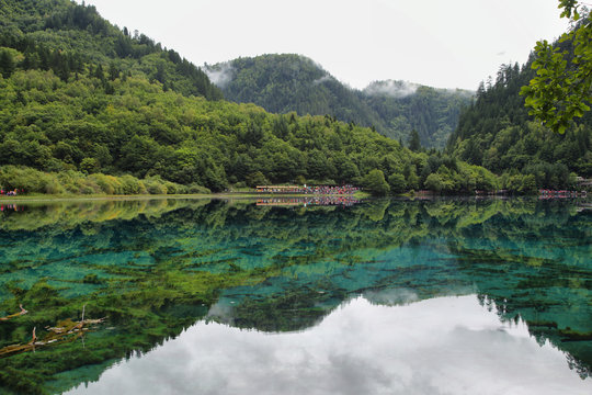 Multicolored lake i in Jiuzhaigou, China, Asia