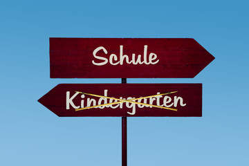 Schild 48 - Schule