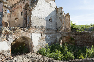 destroyed, house