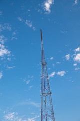 Radio antenna - 100767856