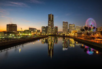 Fototapeta na wymiar View of Yokohama city at sunset in Japan 